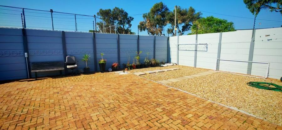 3 Bedroom Property for Sale in Ferness Estate Western Cape